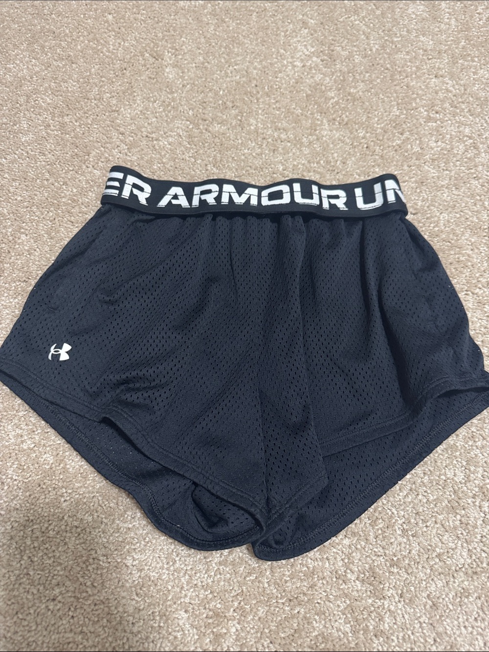 Under Armour (MEDIUM)